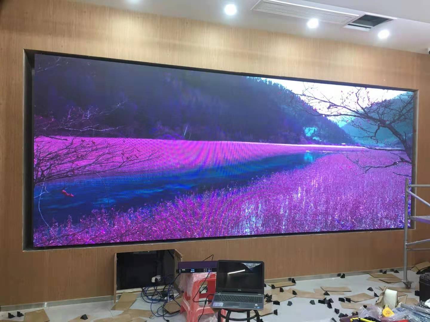 LED显示屏有哪几种安装方式?