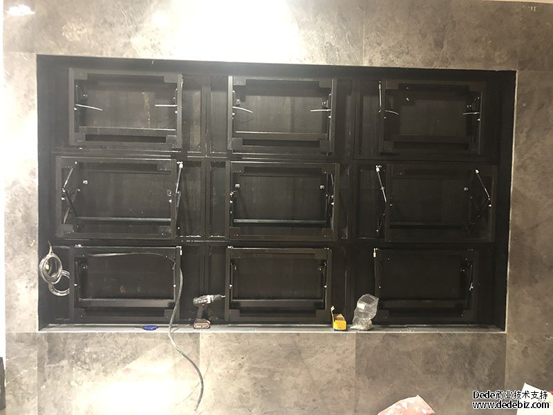 上海真北路美凯龙商场3*3液晶拼接屏项目 上海真北路美凯龙商场3*3液晶拼接屏项目